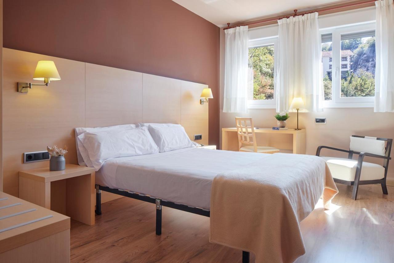 Iraipe Santuario De Arantzazu Hotel Onate Ngoại thất bức ảnh