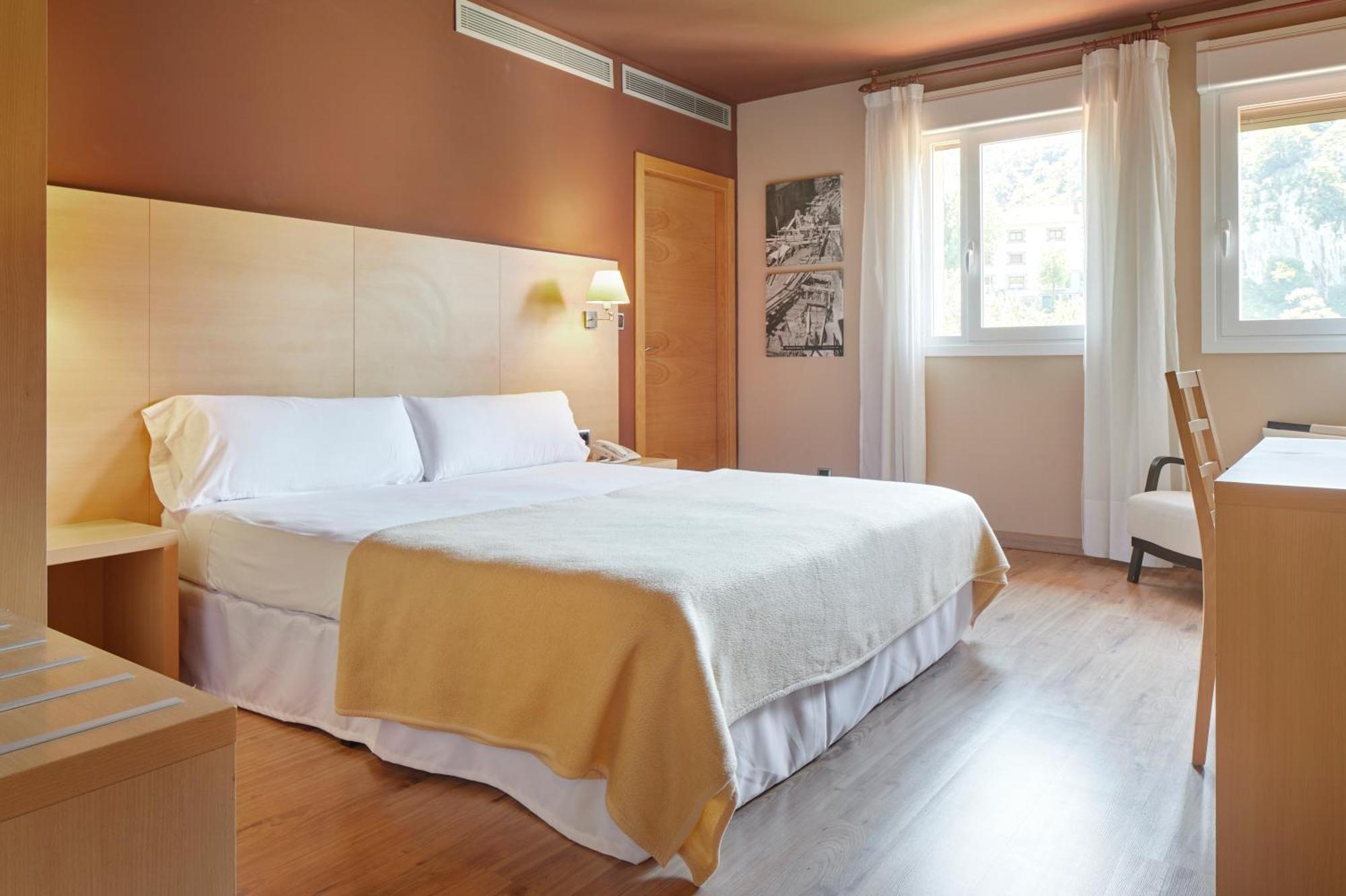 Iraipe Santuario De Arantzazu Hotel Onate Ngoại thất bức ảnh